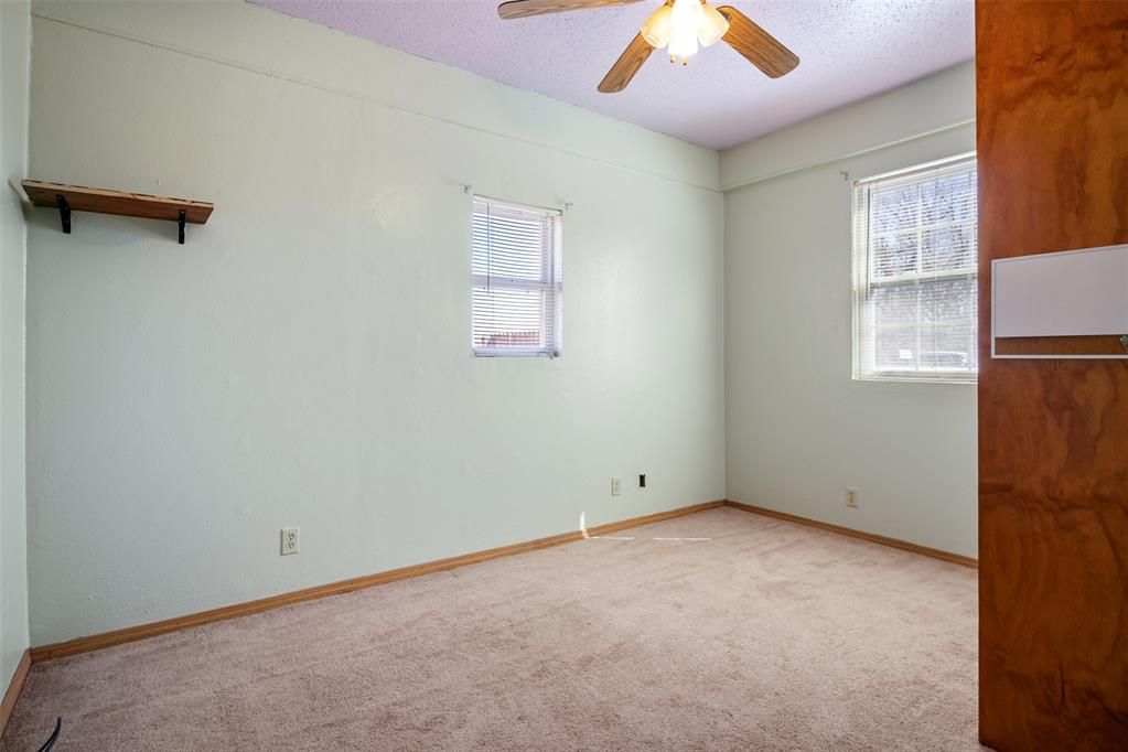 122 W 2nd Street