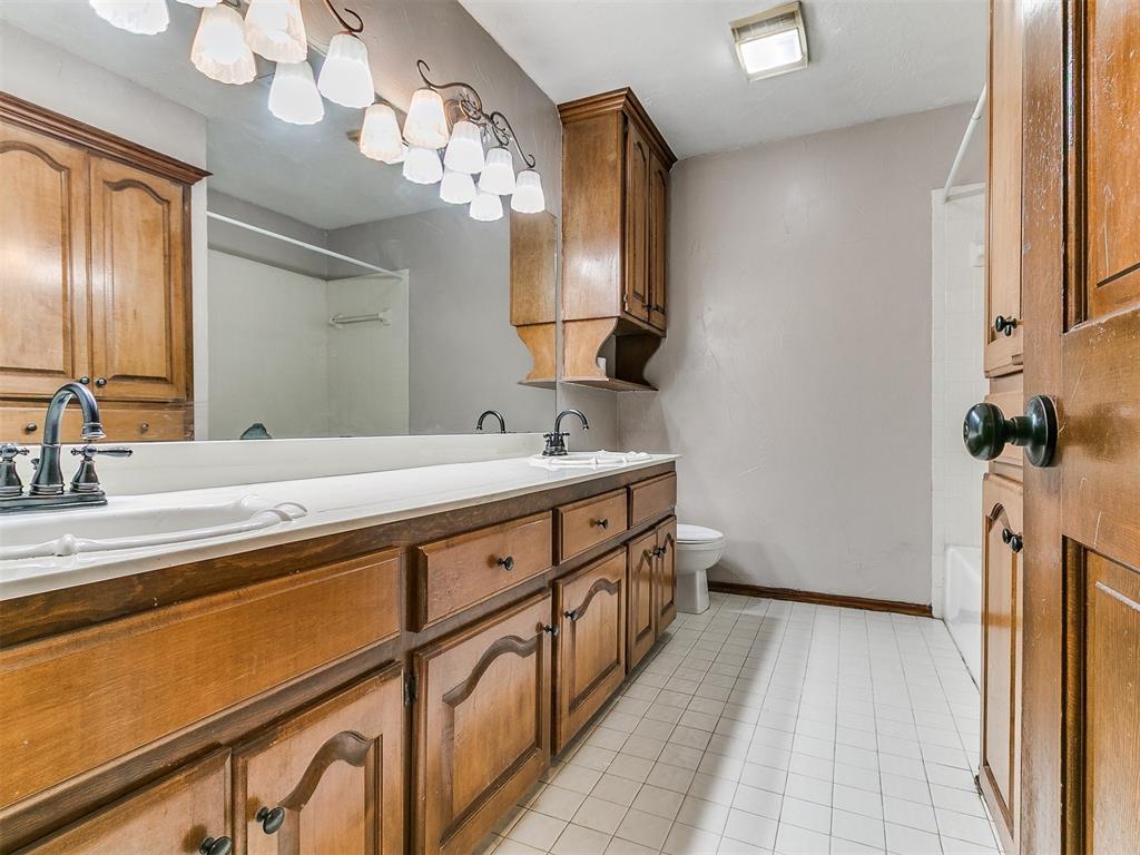 1117 NW 198th Street