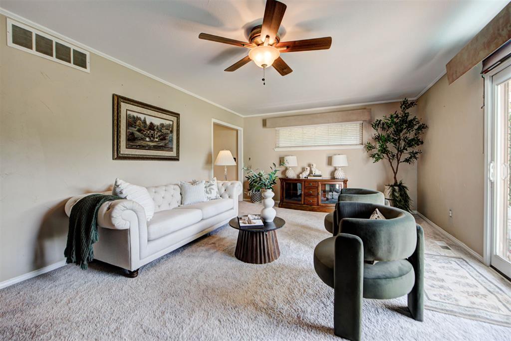 4404 NW 56th Terrace