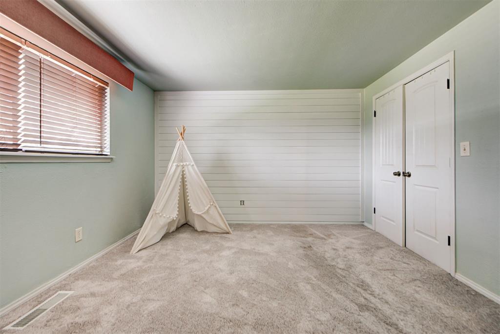 4404 NW 56th Terrace
