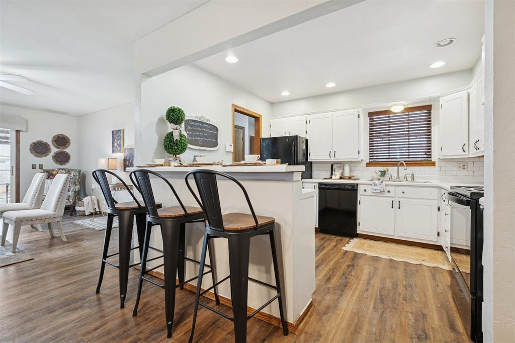 4405 NW 56th Terrace