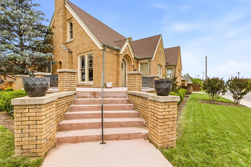 2501 NW 21st Street