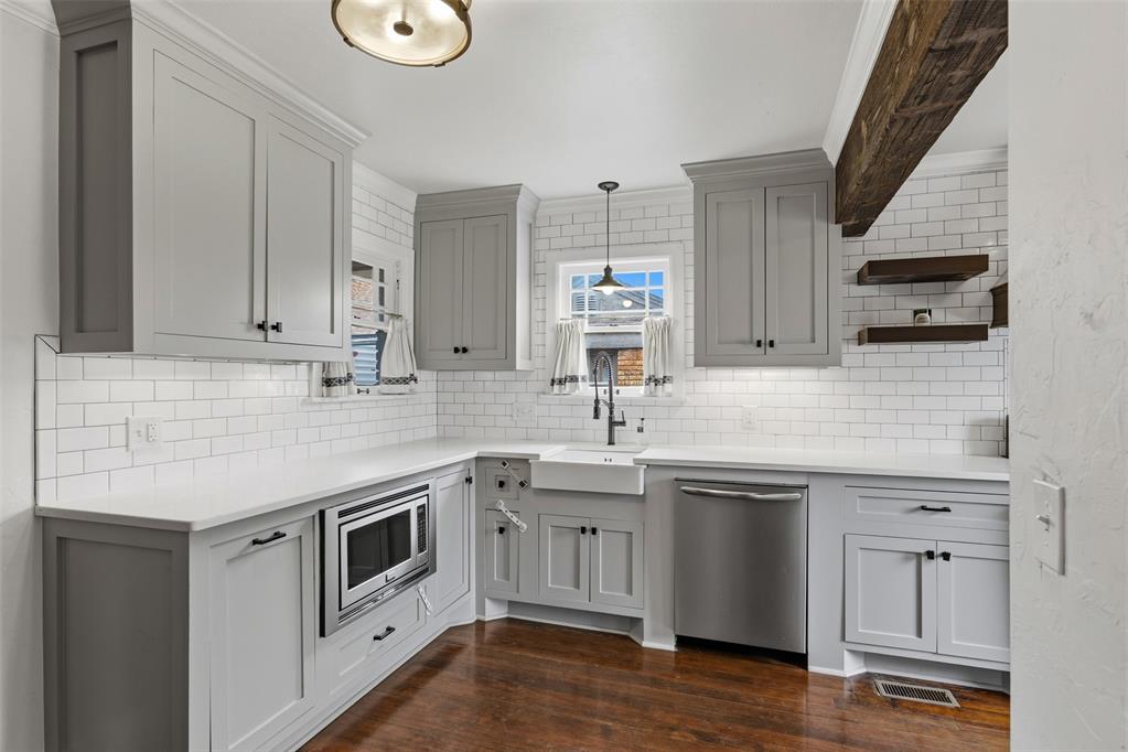 2501 NW 21st Street