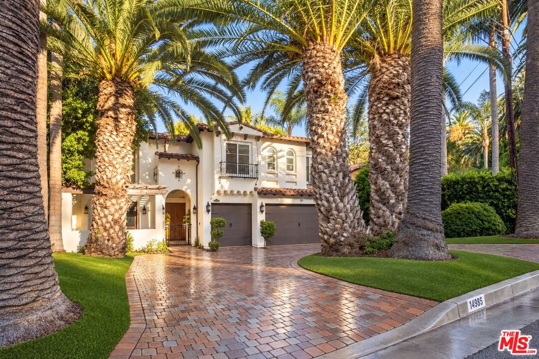14985 Valley Vista Blvd