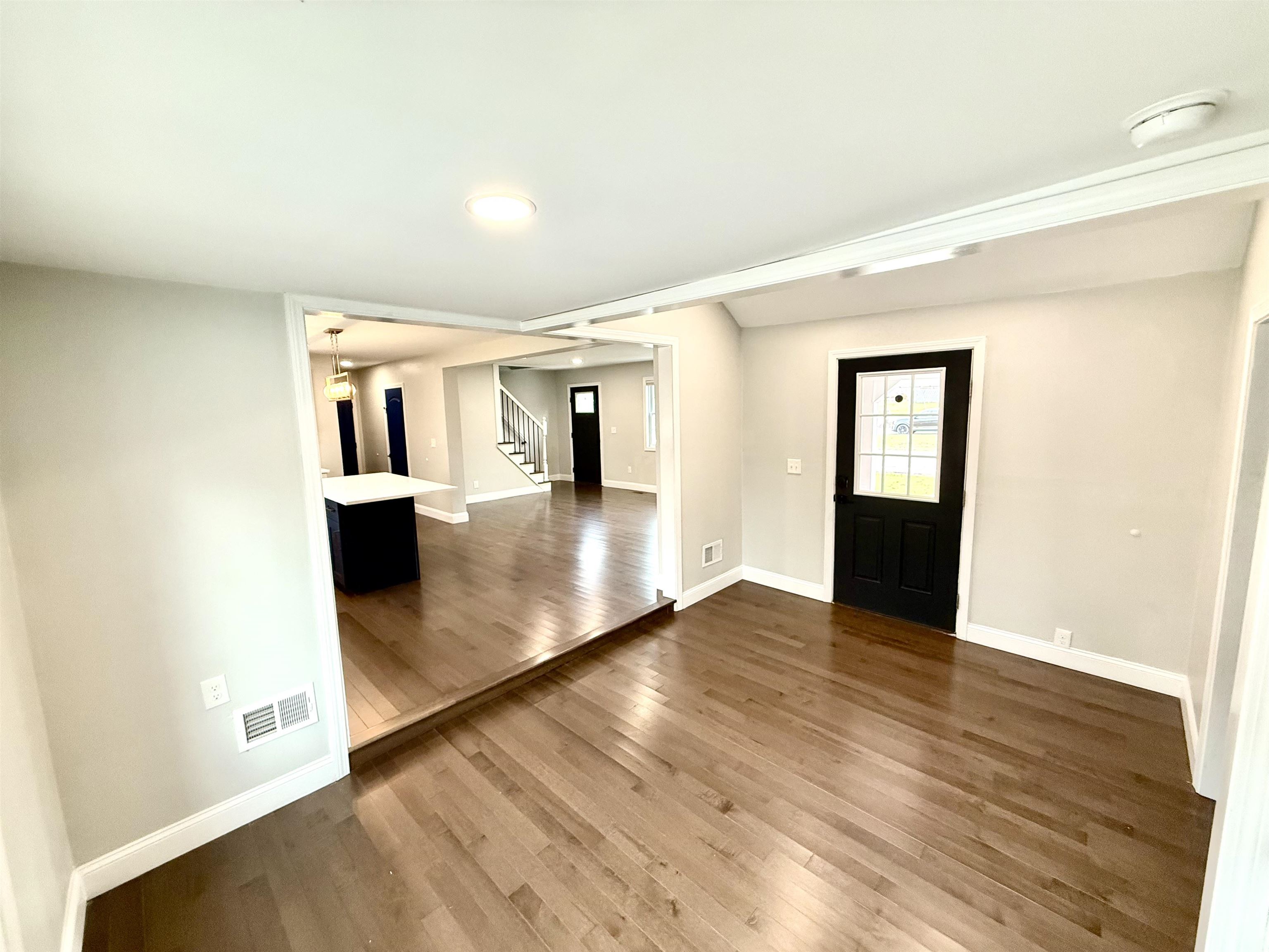 375 Main Dunstable Road