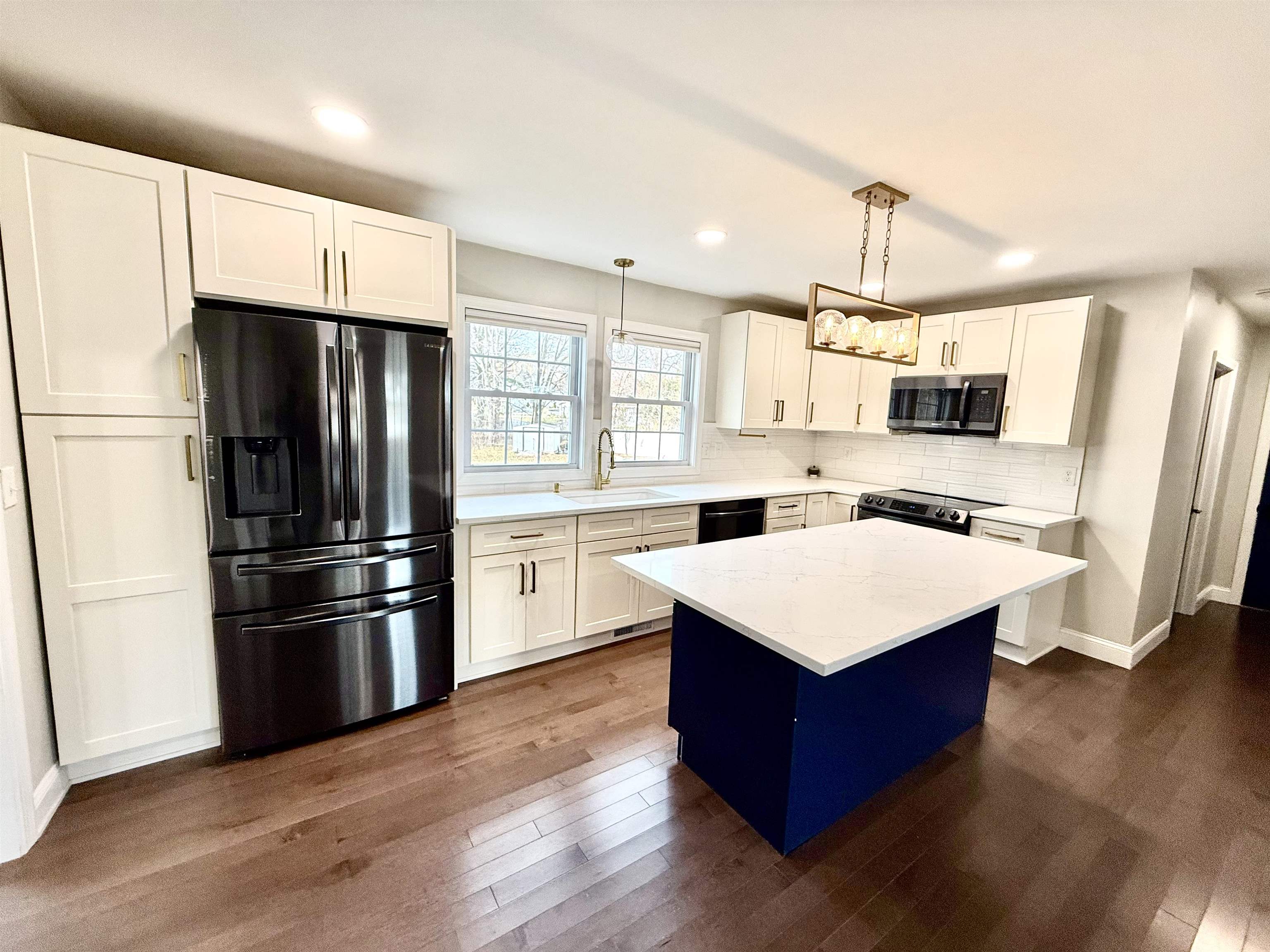 375 Main Dunstable Road