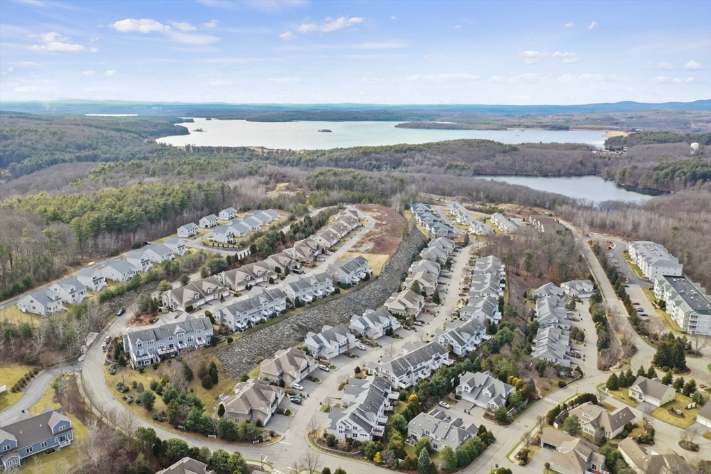 617 Devenwood Way # 617