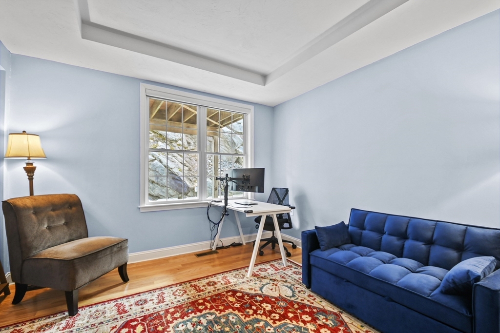 617 Devenwood Way # 617