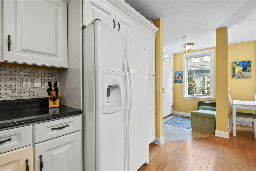 617 Devenwood Way # 617