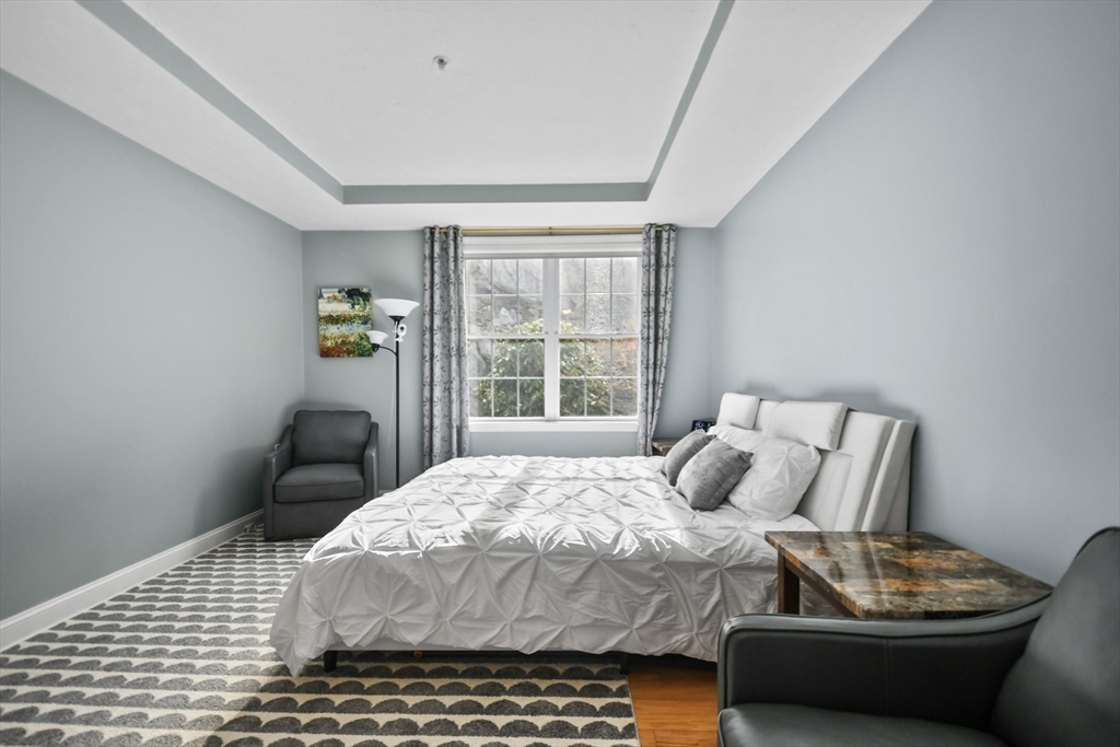 617 Devenwood Way # 617