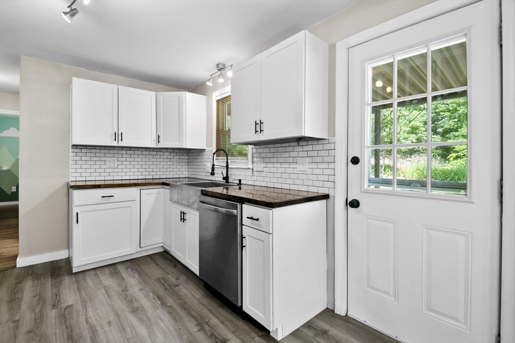 1000 West Boylston Street