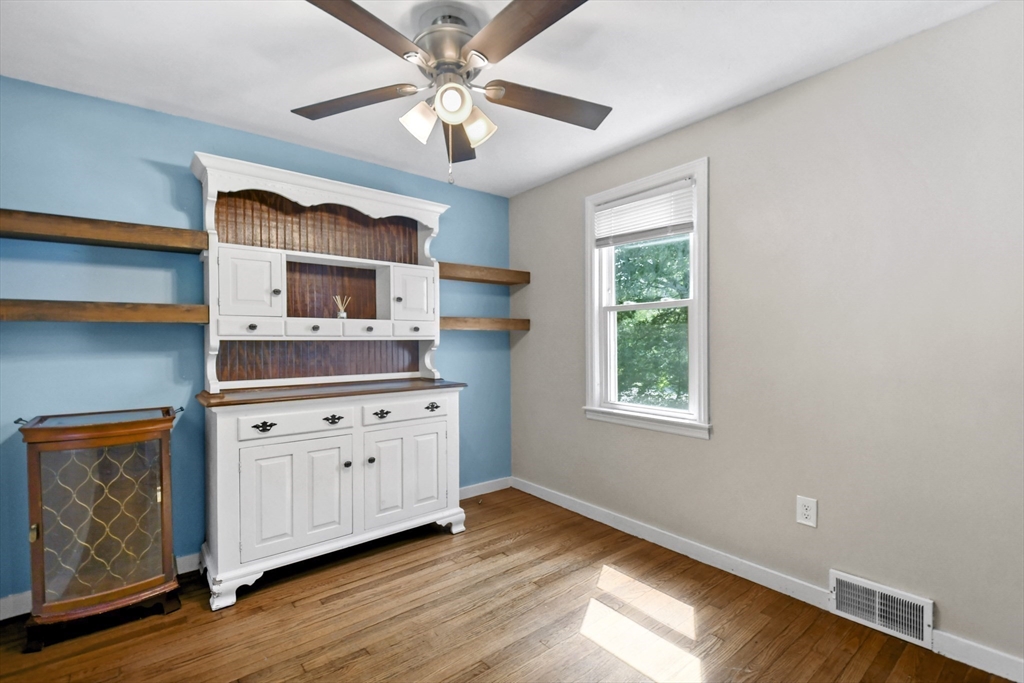 1000 West Boylston Street