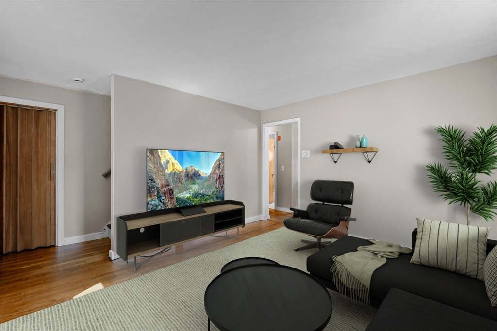 1000 West Boylston Street