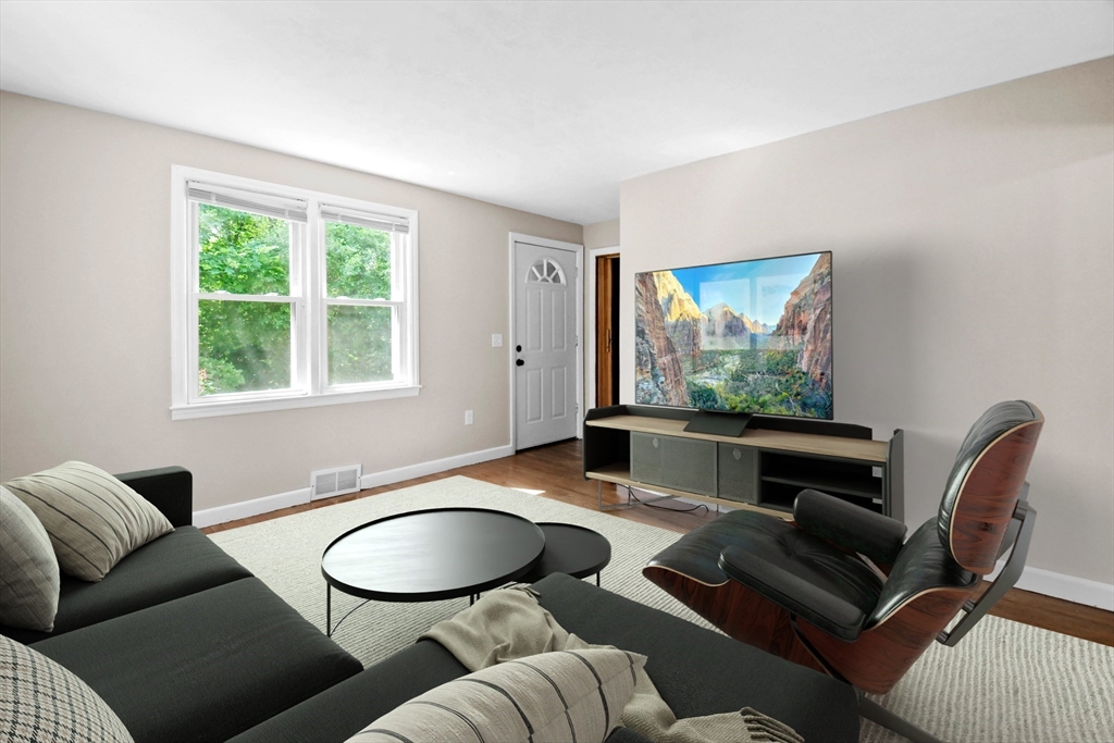 1000 West Boylston Street