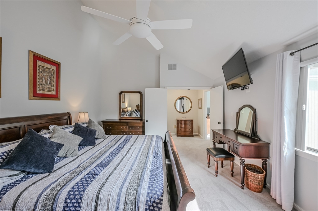 9 Country Club Ln # A