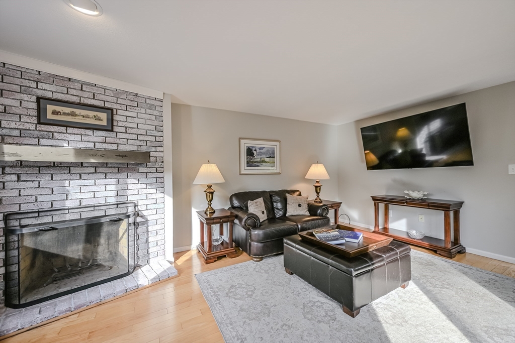 9 Country Club Ln # A