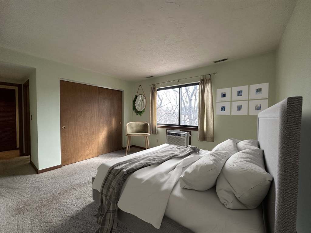 340 Sunderland Rd # 17A