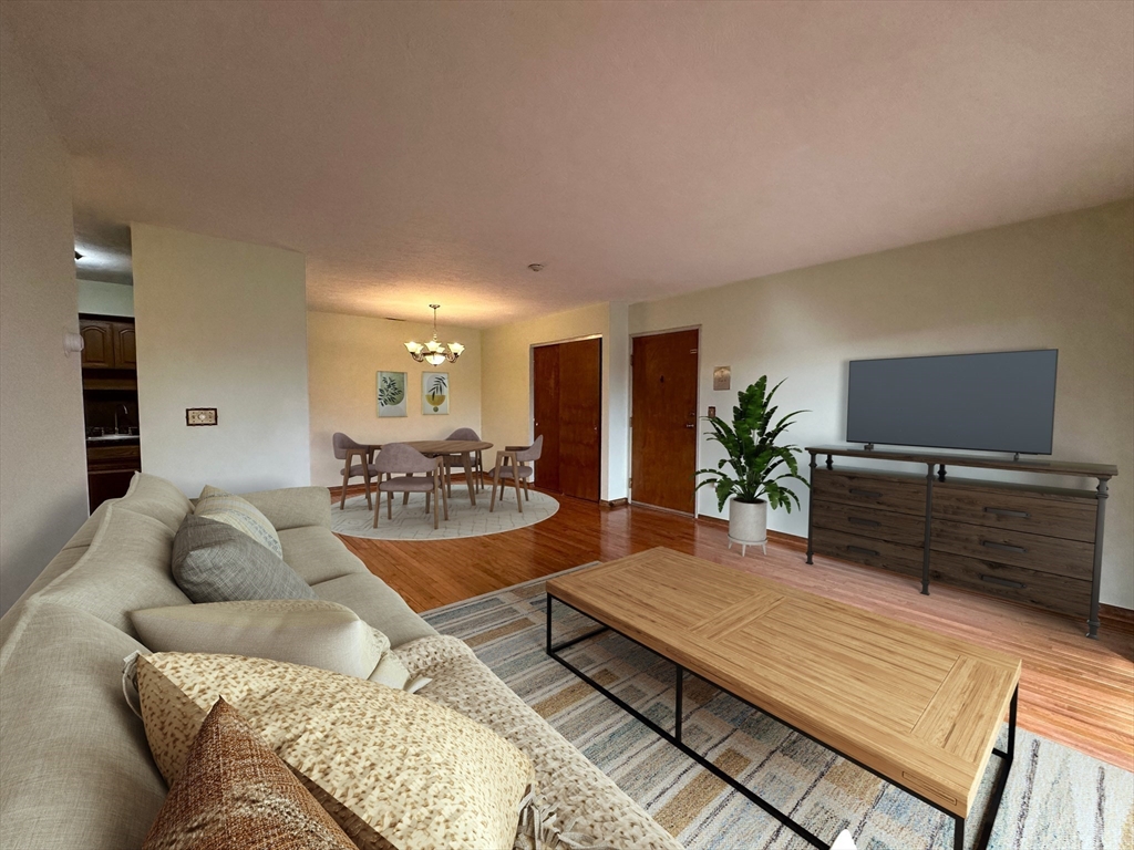 340 Sunderland Rd # 17A