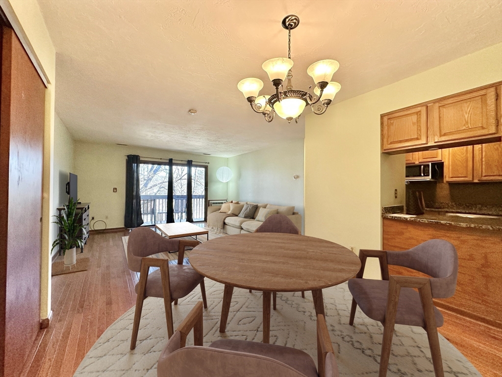 340 Sunderland Rd # 17A