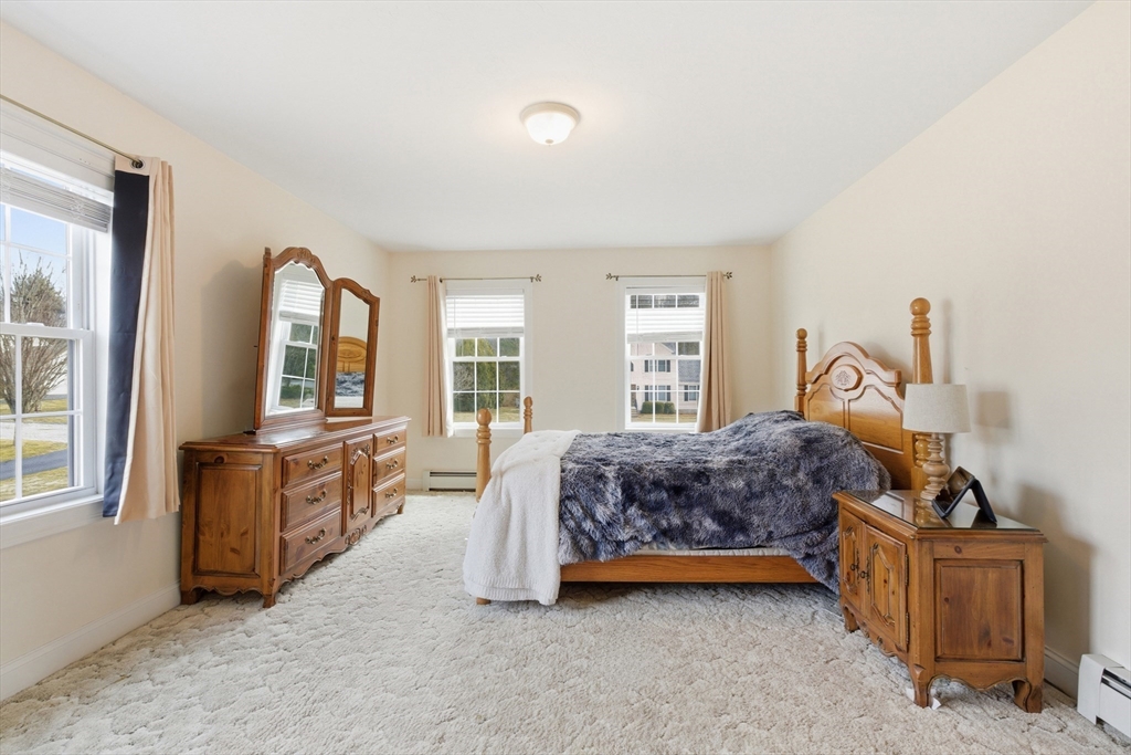 38 Foster Ct