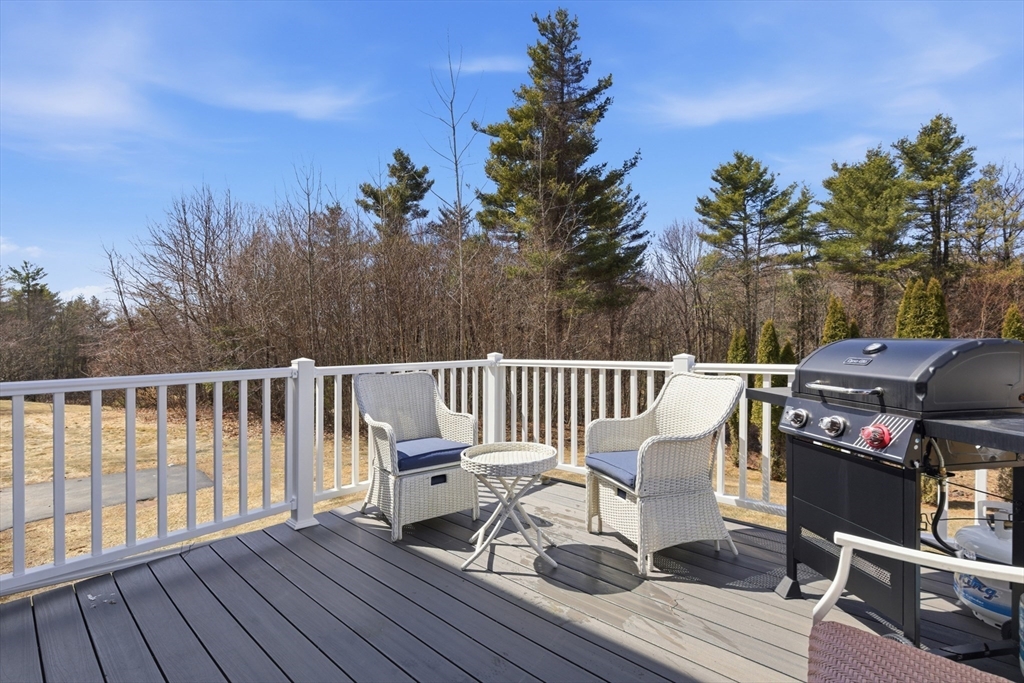 38 Foster Ct