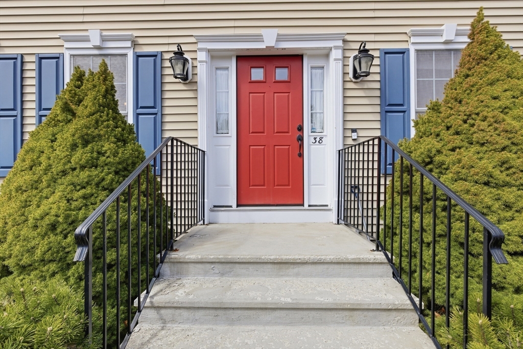 38 Foster Ct