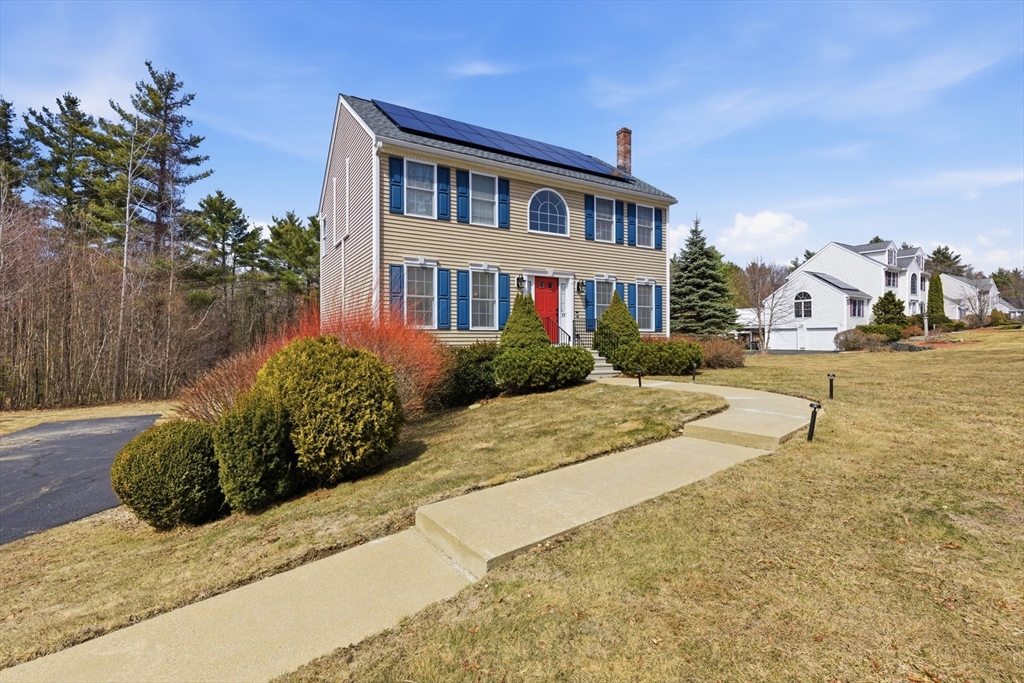 38 Foster Ct