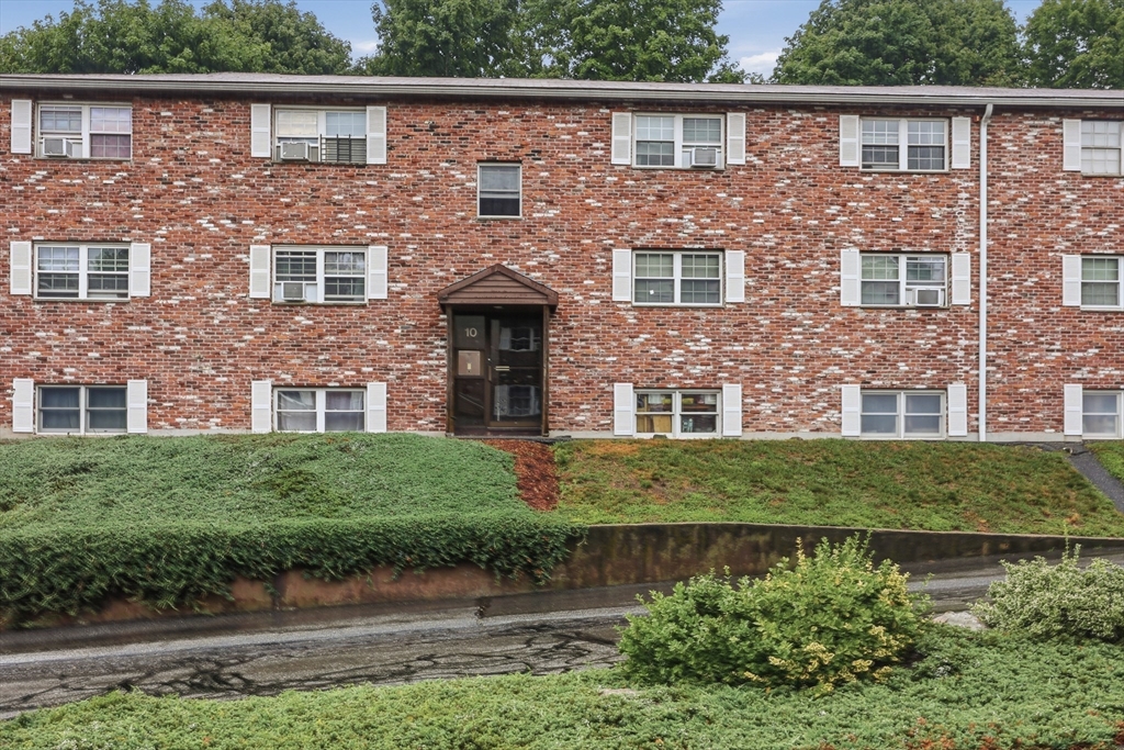 10 Robin Drive # 1