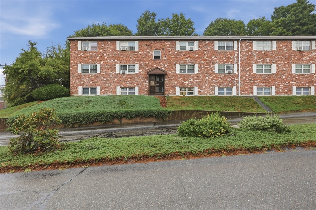 10 Robin Drive # 1