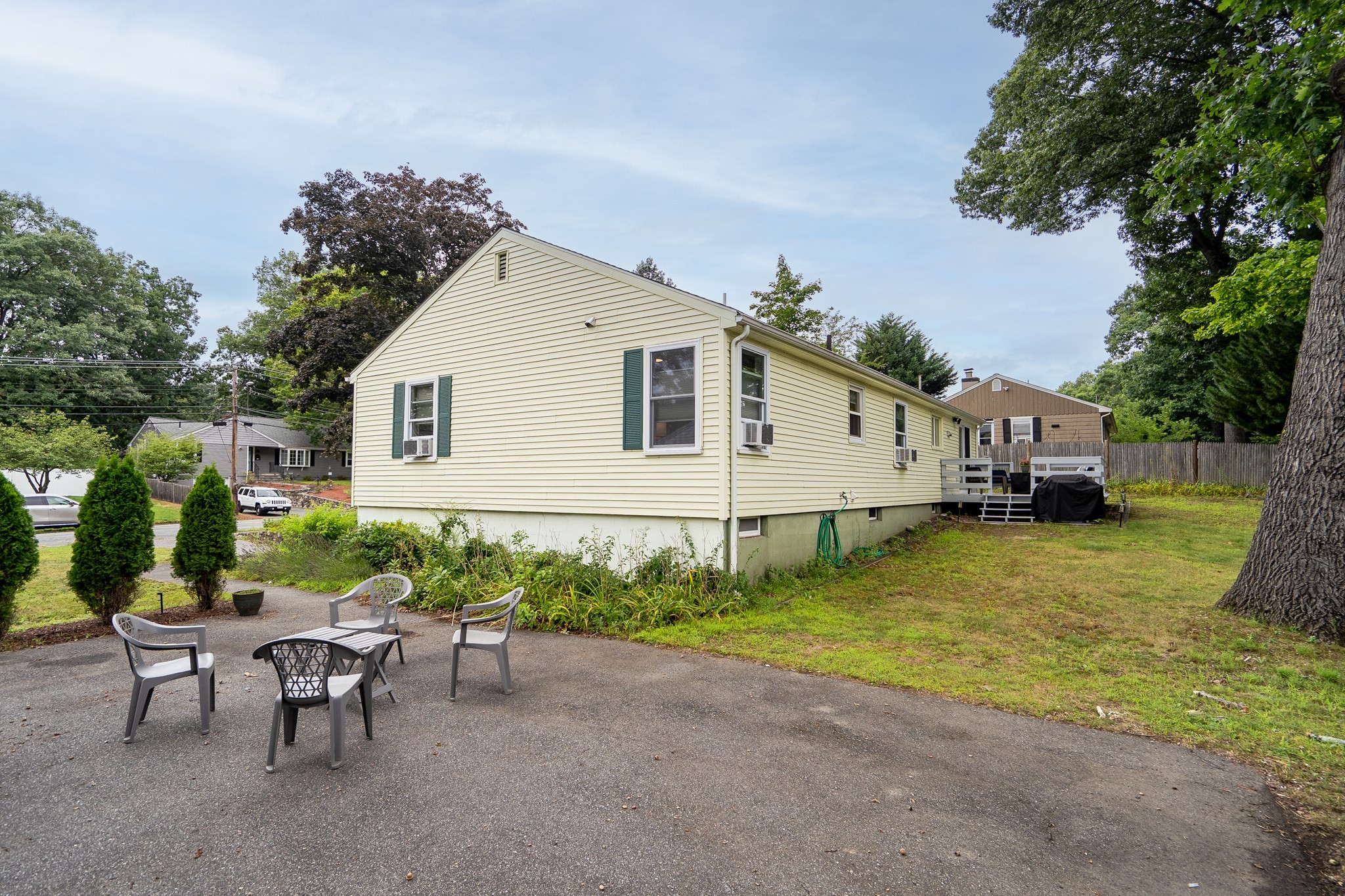 30 Linda Ave