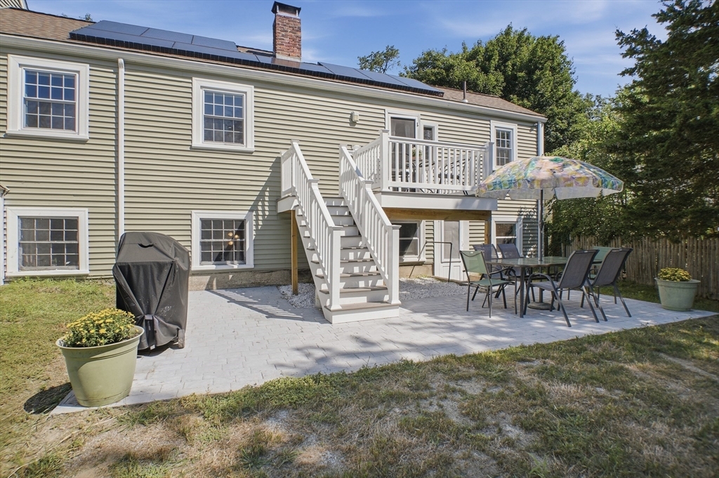 35 Edgewater Drive
