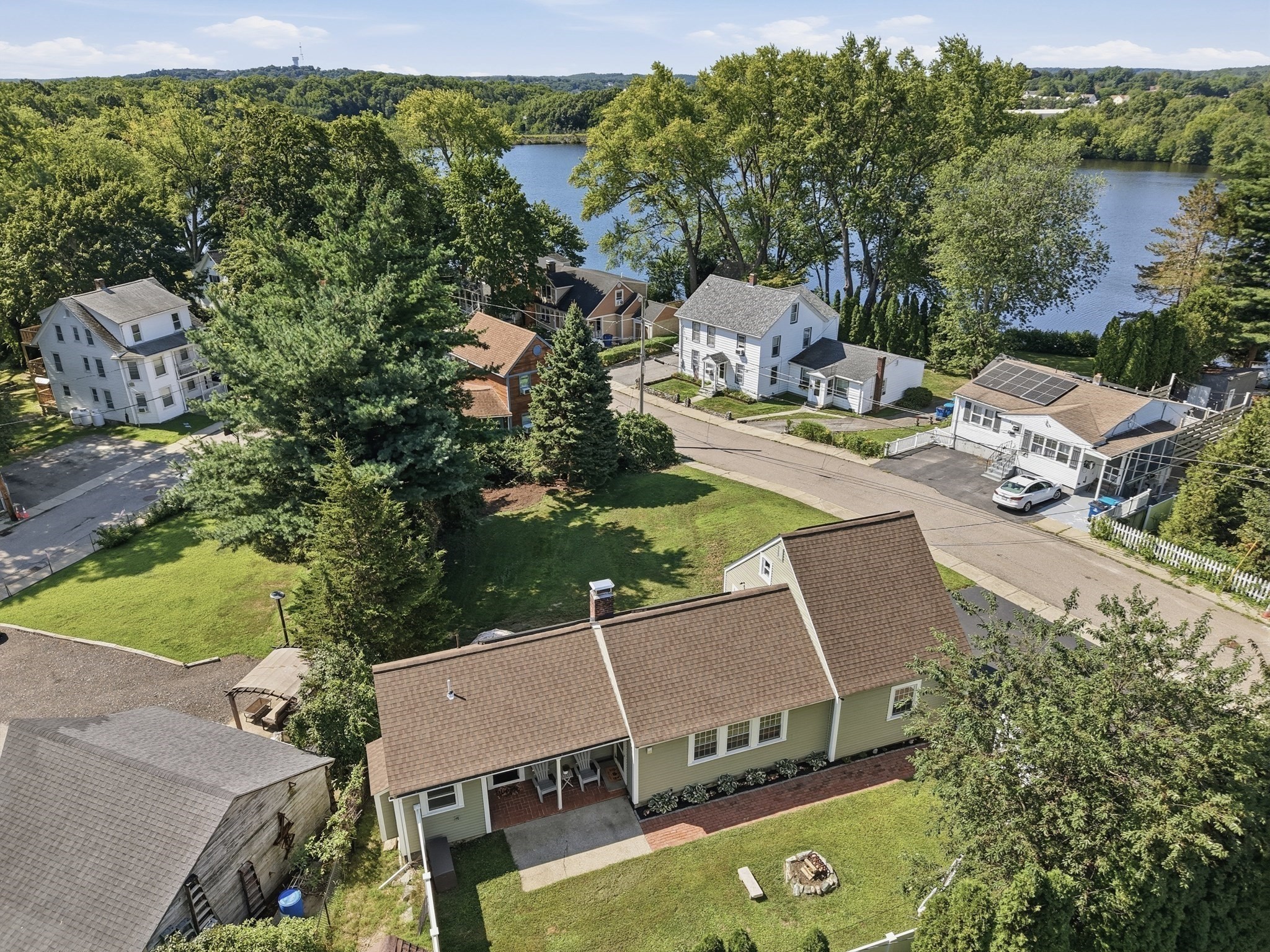 35 Edgewater Drive