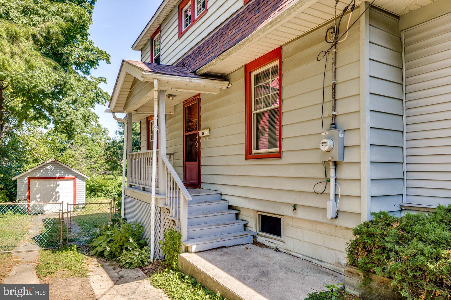 402 CLEVELAND AVENUE