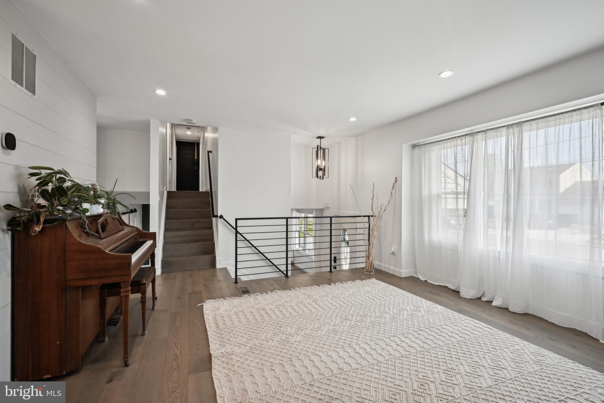 48 EVERGREEN LANE