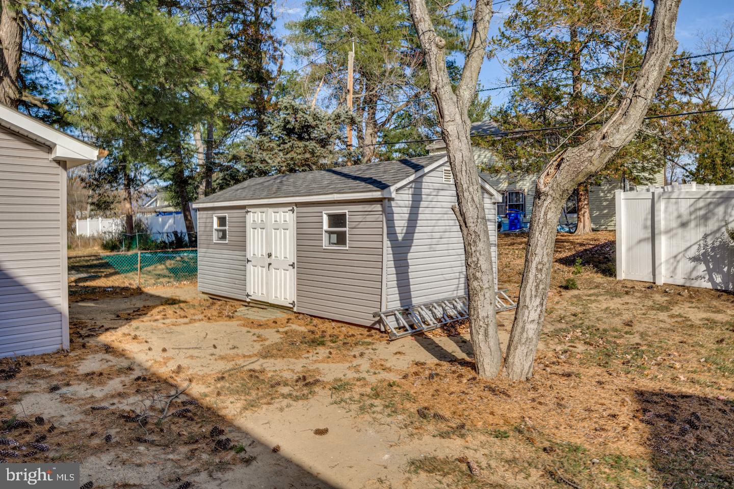 21 BERKSHIRE LANE