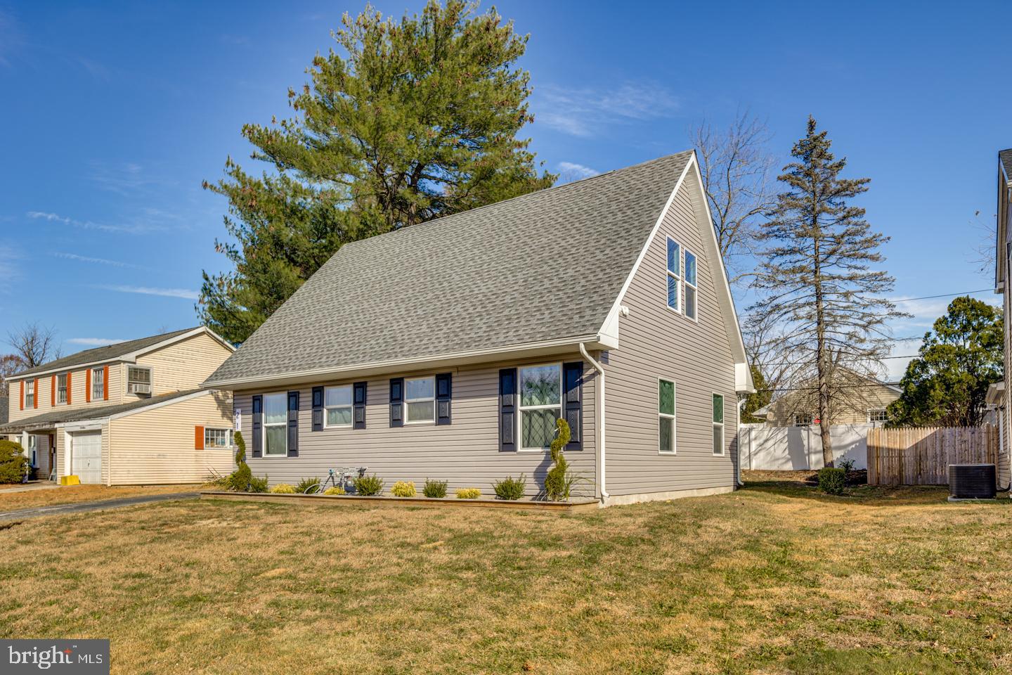 21 BERKSHIRE LANE