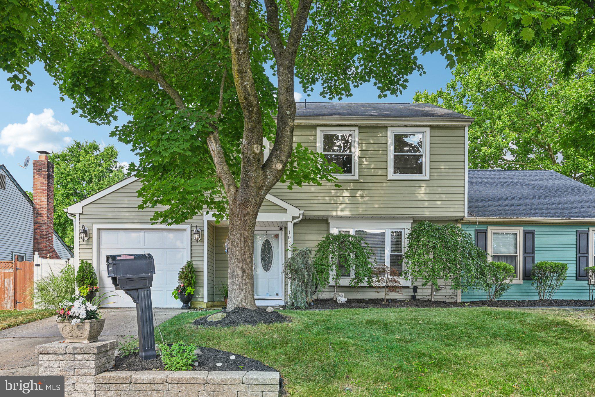 105 FERNSHIRE COURT