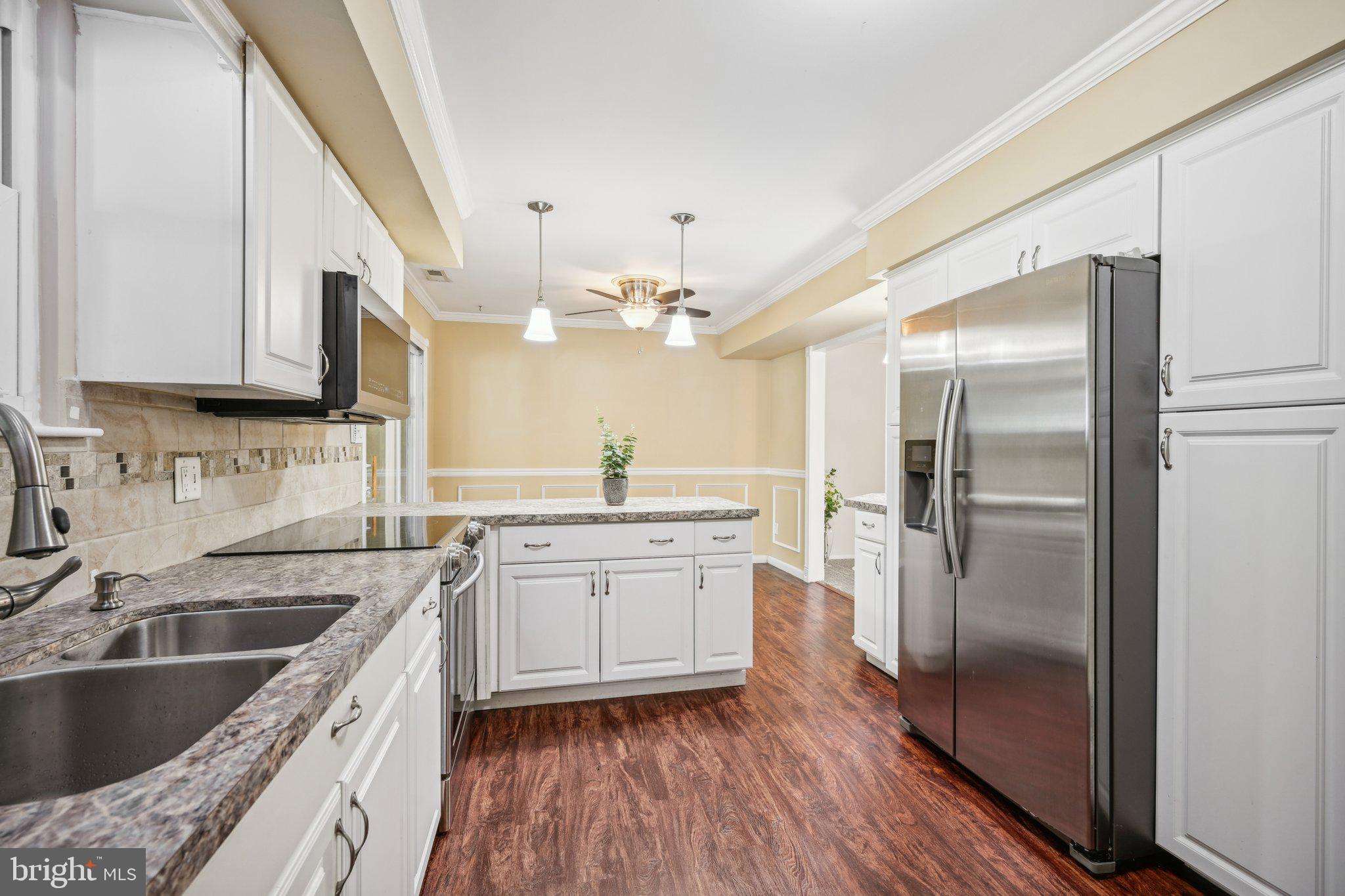 105 FERNSHIRE COURT