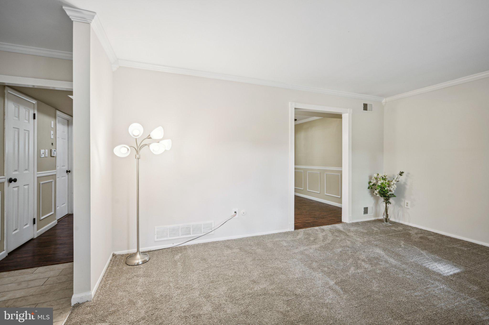105 FERNSHIRE COURT
