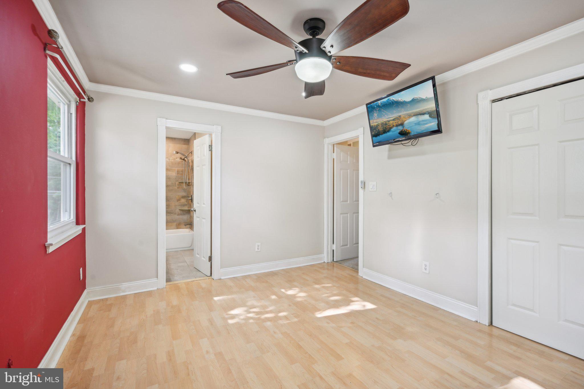 105 FERNSHIRE COURT