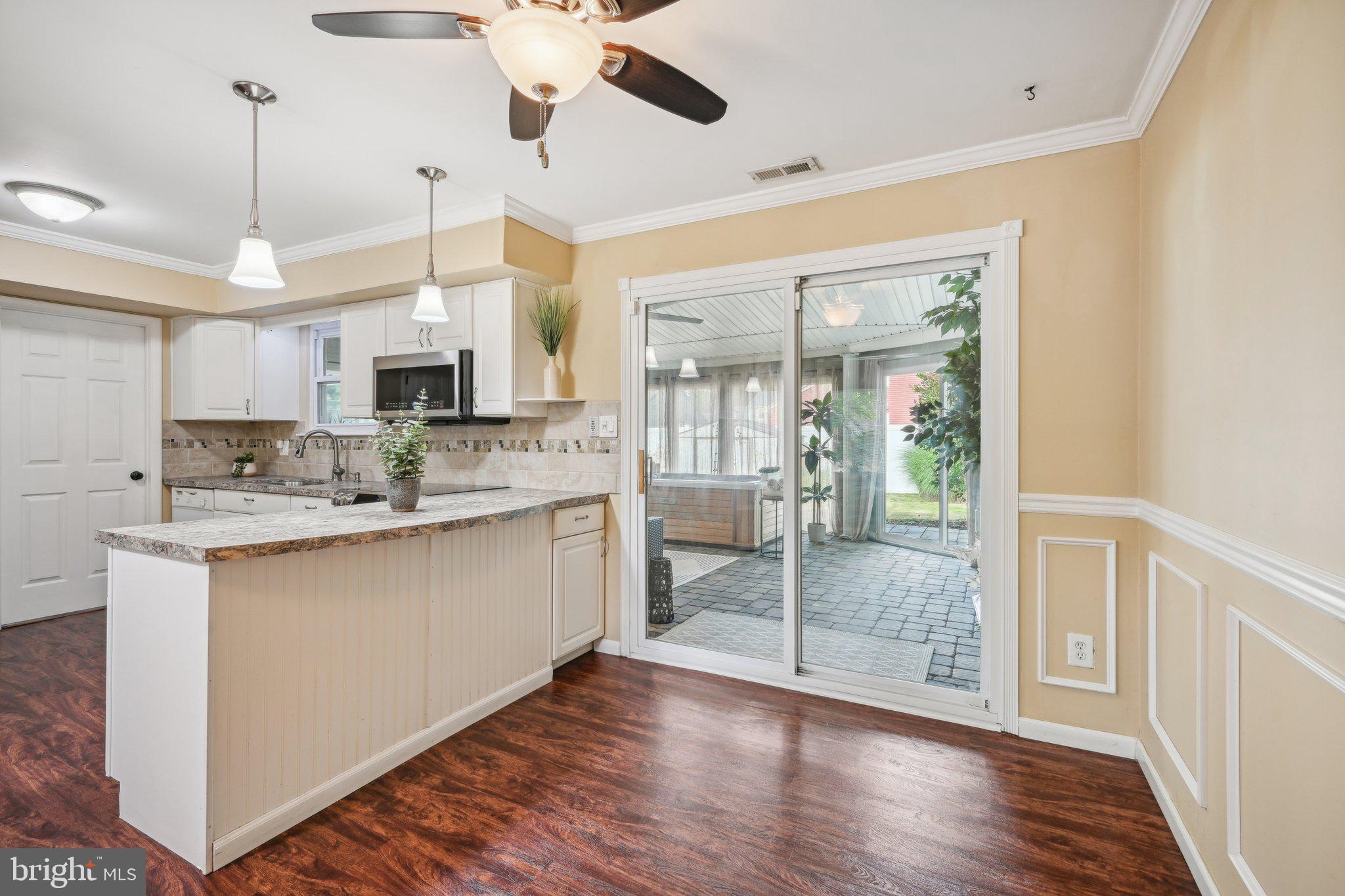 105 FERNSHIRE COURT