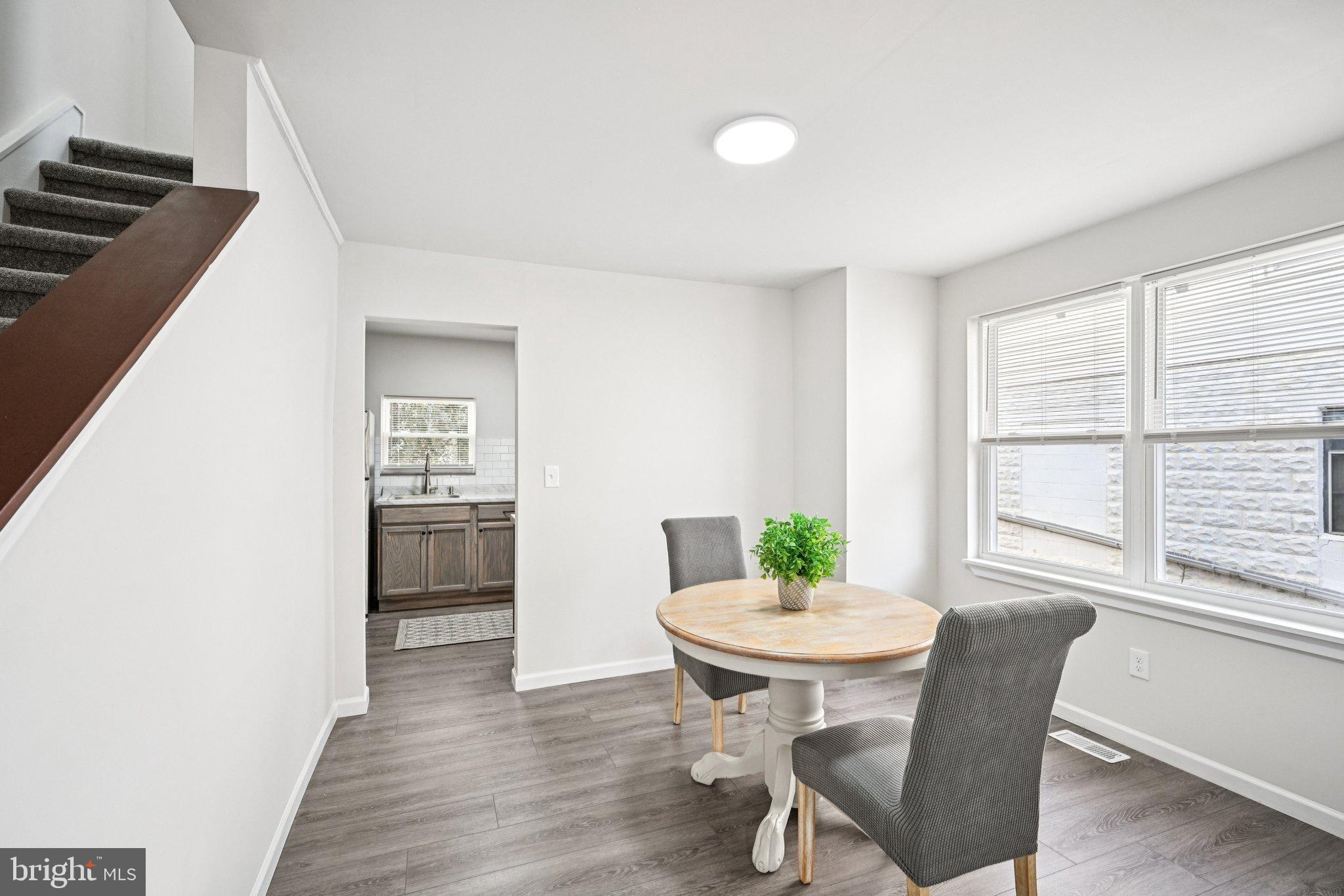 7 E COHAWKIN ROAD