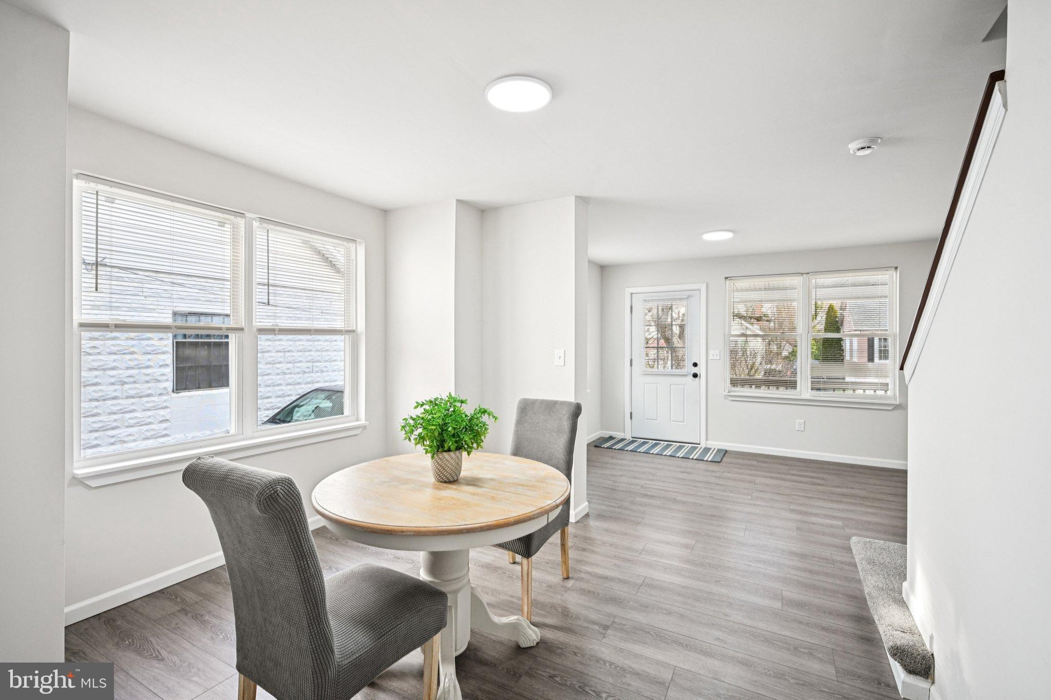 7 E COHAWKIN ROAD