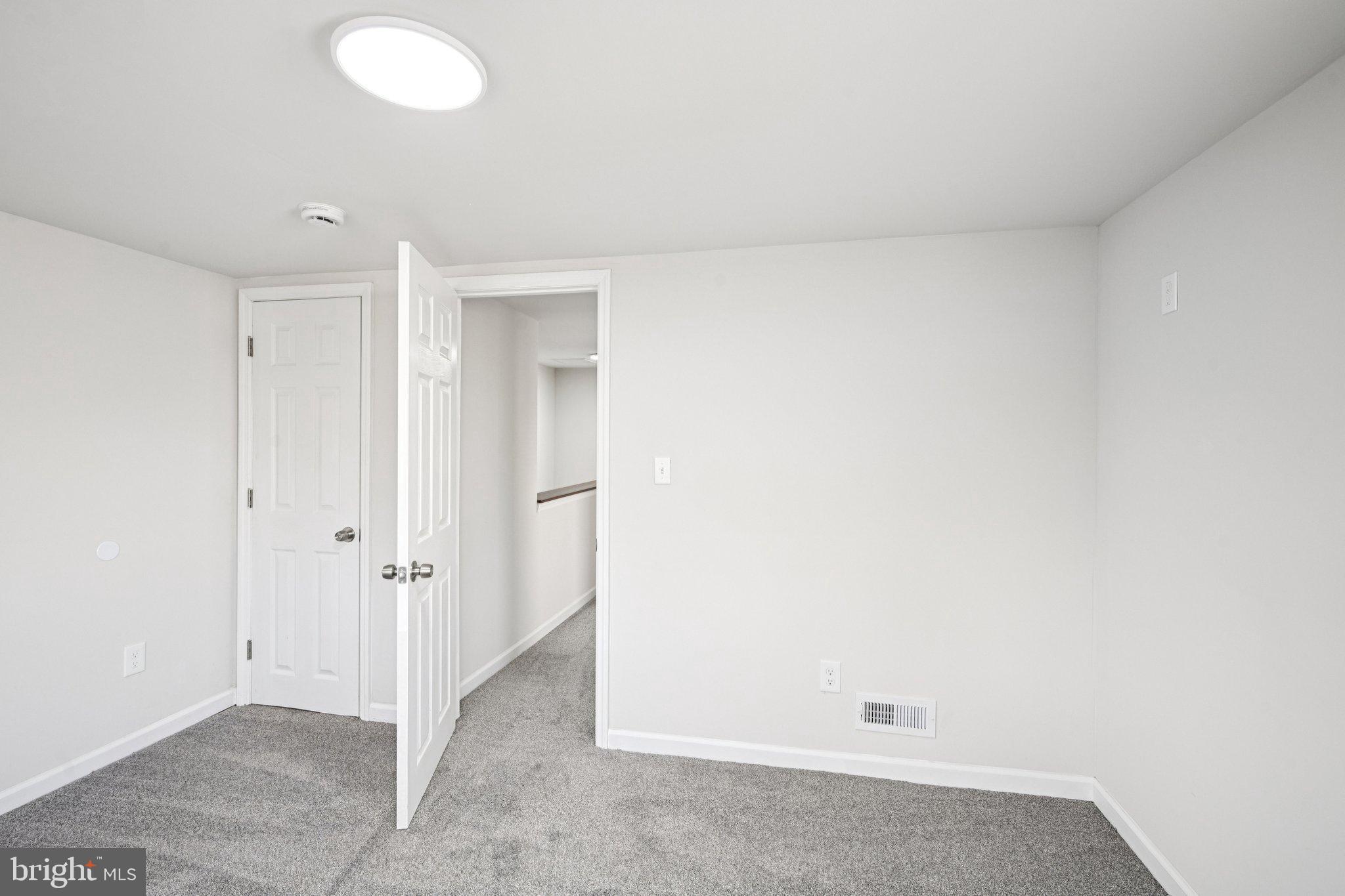 7 E COHAWKIN ROAD
