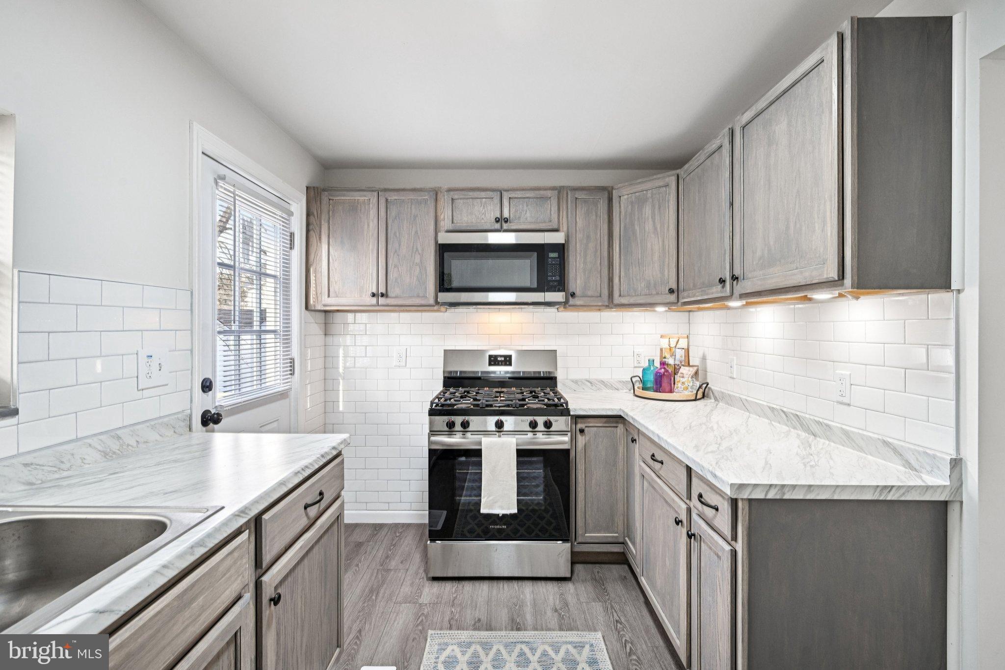 7 E COHAWKIN ROAD