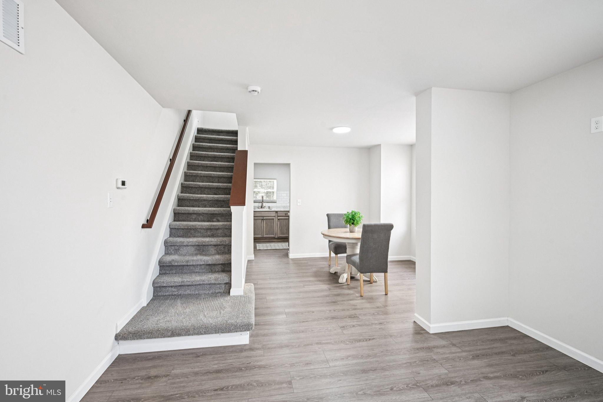 7 E COHAWKIN ROAD