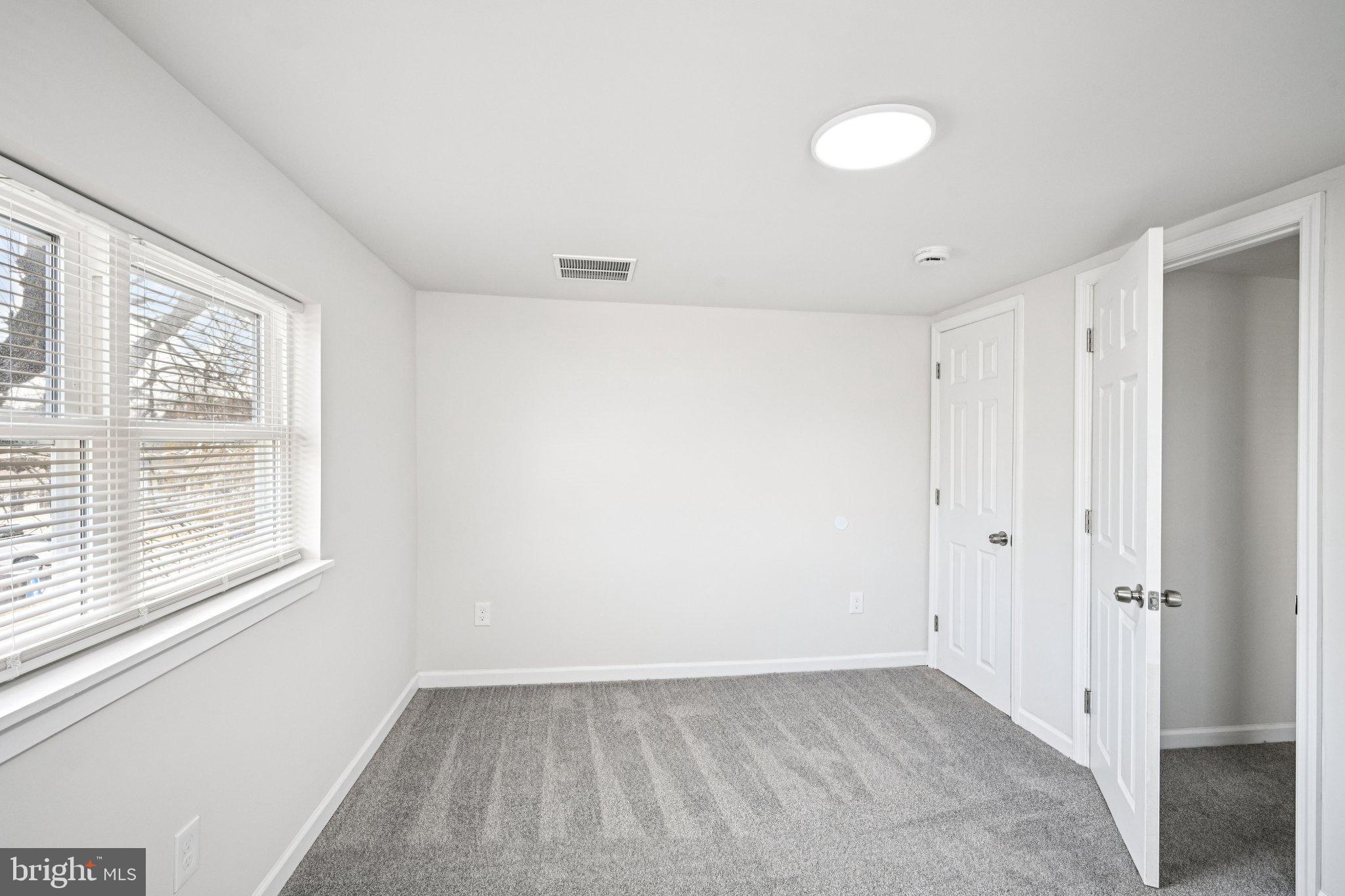 7 E COHAWKIN ROAD