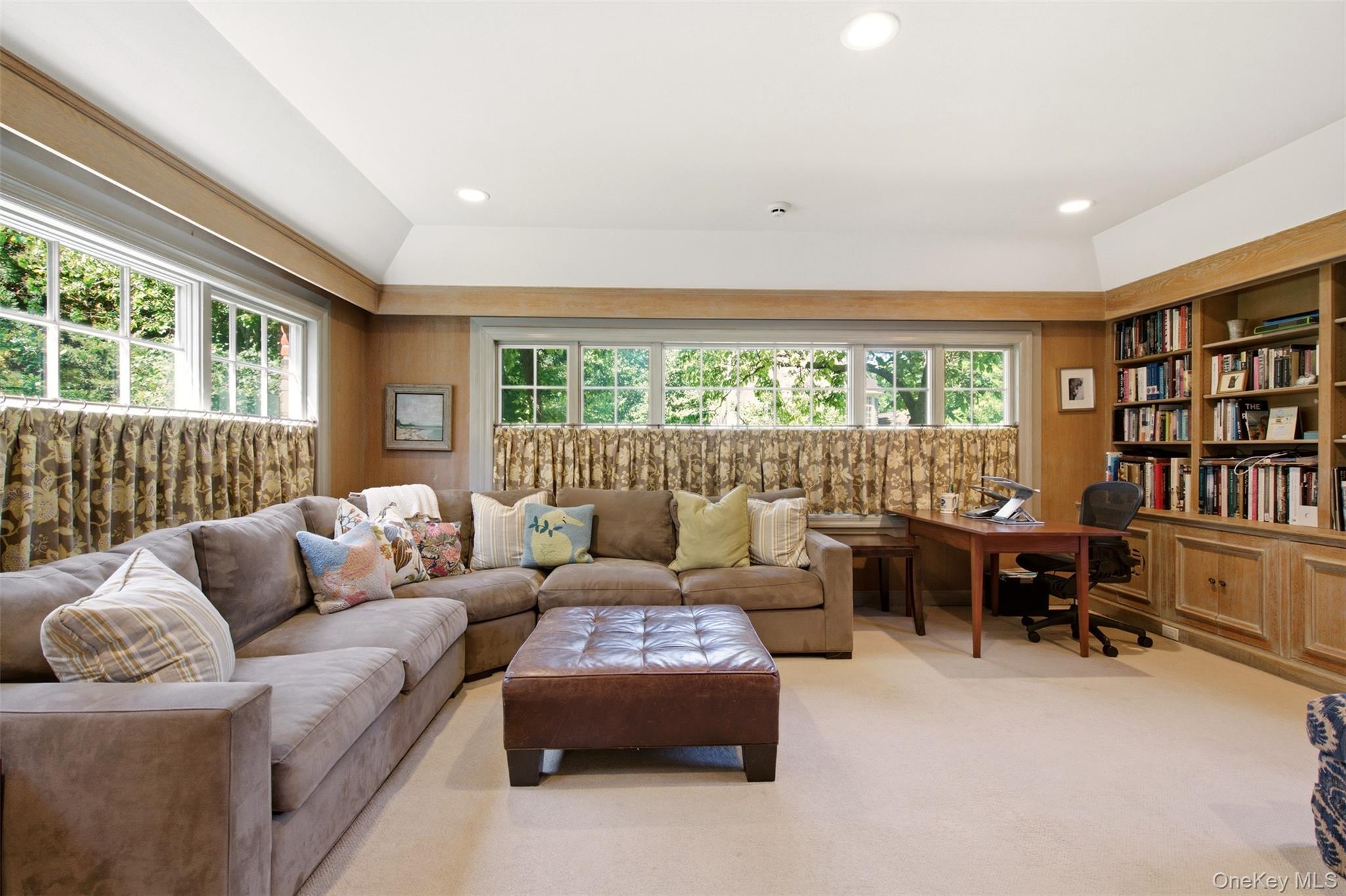 2 Saint Marks Place