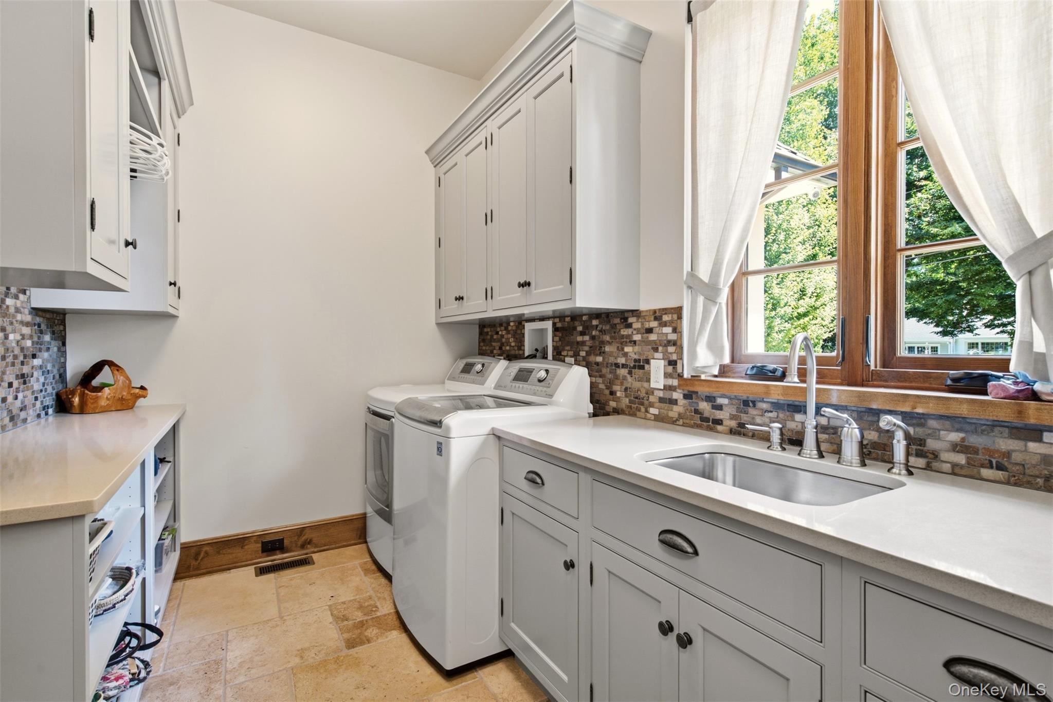 5 Puritan Place