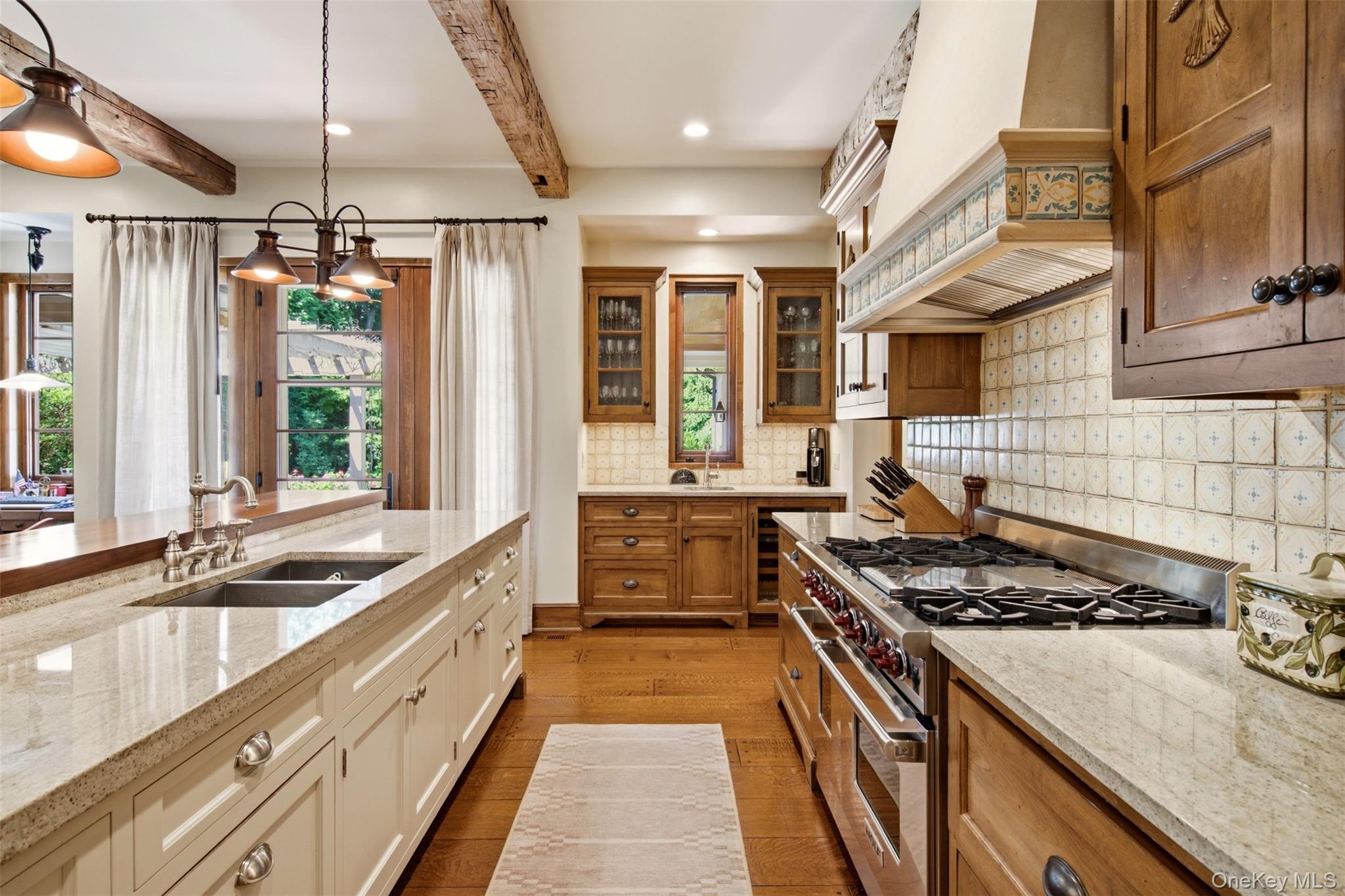 5 Puritan Place